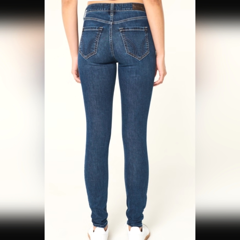 Hollister Women's Skinny Jeans - Dark Blue